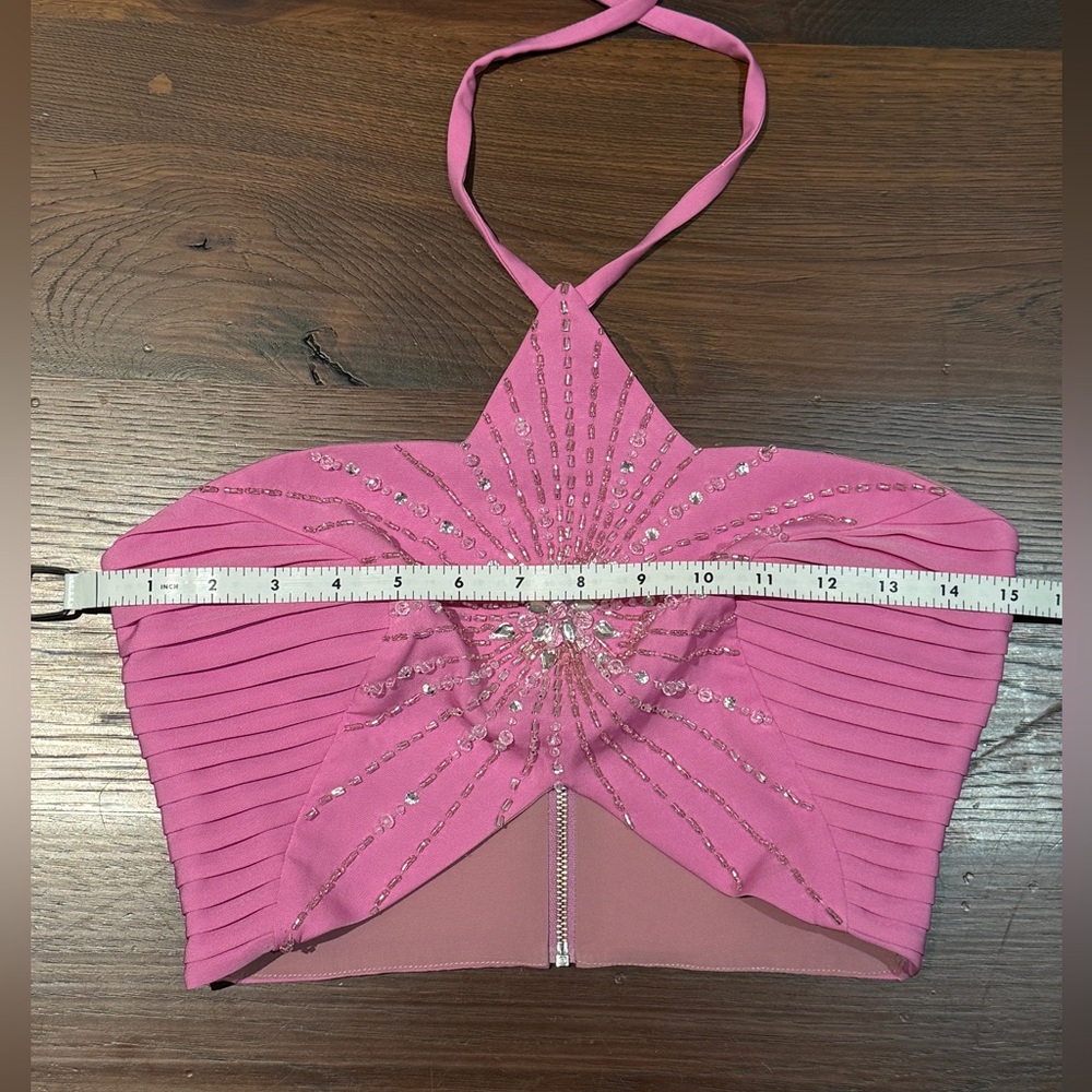 PatBO Vick Pink Star Embellished Crop Top & Pleated Shorts Set - Picture 7 of 13
